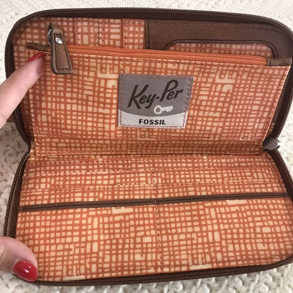 Fossil Wallet Key Per Olive Beige Quilted Nylon Leather Zip Around Clutch